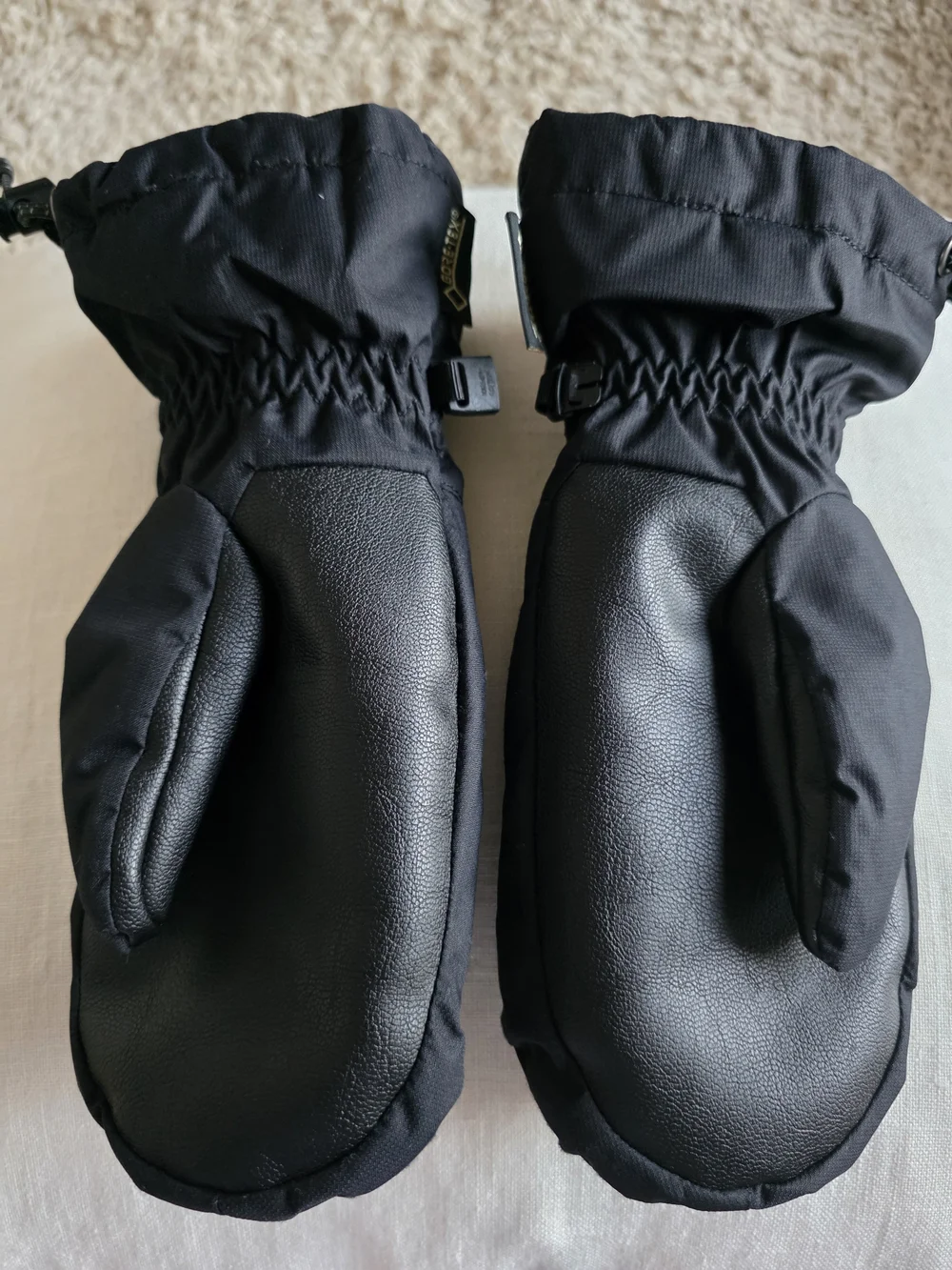 The North Face Kids Black Insulated Mittens